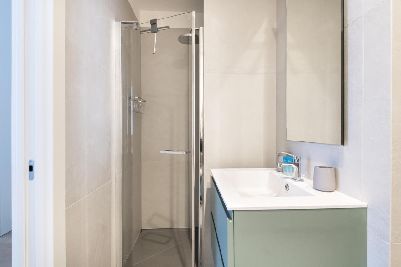 Easylife - Lussuosa Dimora Con Rooftop Condominiale Vista Duomo Milano Eksteriør billede